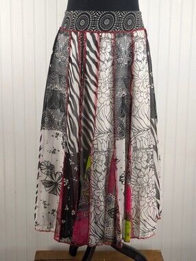 Choices Women's Bohemian Midi Peasant Skirt Black and White Floral Pattern Sz. L